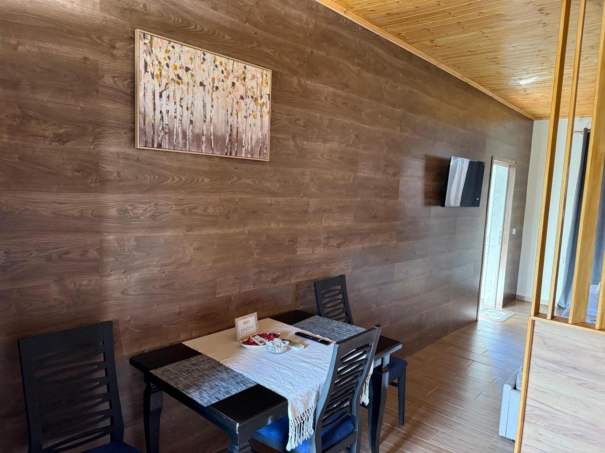 Olive Oasis Studio เบราท ภายนอก รูปภาพ